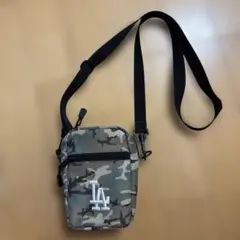 LA ドジャース ショルダーバッグ カモフラ柄