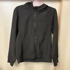 値下げ 防風 犬の散歩にゴルフに!ブラック フルジッパー フード付きパーカー