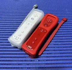 wiiリモコンプラス ホワイト＆レッドカバーストラップ付 清掃・除菌済みセット