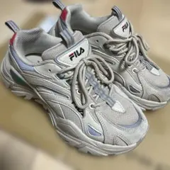FILA スニーカー 厚底 ベージュ 24cmのサムネイル