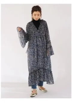 Ungrid　小花柄シフォンマキシワンピース