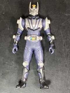 仮面ライダー ナイト 17cm ソフビフィギュア　仮面ライダー龍騎