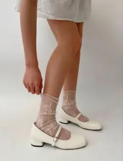 バックルデコレーション スクエアトゥ チャンキーヒールパンプスのサムネイル