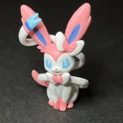 ポケモン ニンフィア フィギュア