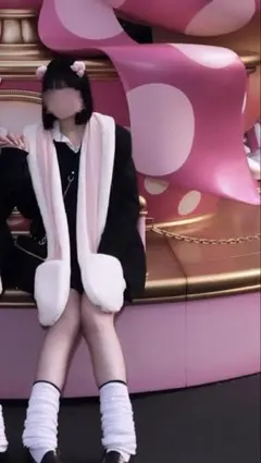 ディズニーマフラーキャップ 耳付きホワイトマフラー ピンク白ミニーマリーちゃん