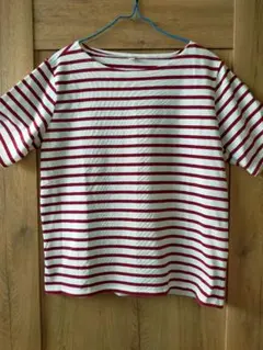 白と赤のストライプ 半袖Tシャツ