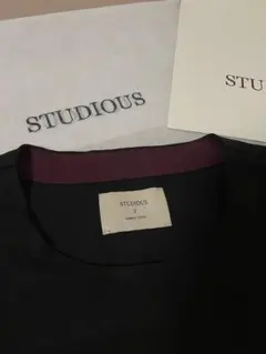 STUDIOUS 黒×ワイン Tシャツ スウェードのサムネイル