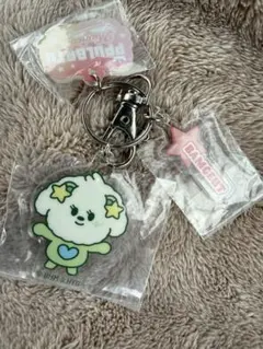 txt バムグ アクリルキーホルダー　プルバトゥ　くじ　E賞