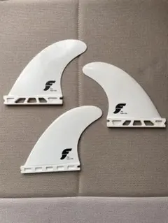 フューチャーフィン　F4 437　トライフィン 3枚セット　ショートボード