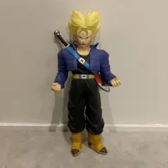 トランクス フィギュア
