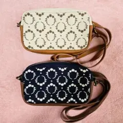 【新品】サマンサモスモス　ノベルティ　総刺繍ポシェット　２色【キナリ＆ネイビー】のサムネイル