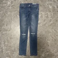 & by P&D スキニーデニムパンツ 34サイズ ブルー系 カットオフg12のサムネイル