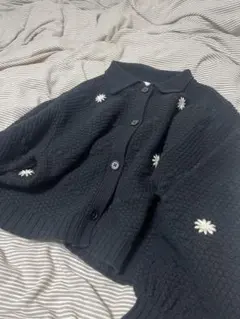 新品　niko and フラワー刺繍ラクリルカーディガン　F 6600円