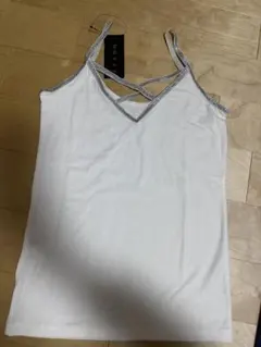 ホワイト クロスストラップ キャミソール