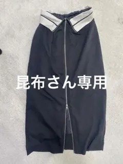 ブラックタイトスカート ストライプ襟付き