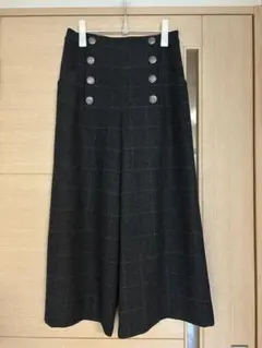 2025年最新】CHANEL ガウチョパンツの人気アイテム - メルカリ