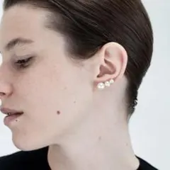 SASKIA DIEZ パールピアス 両耳用のサムネイル