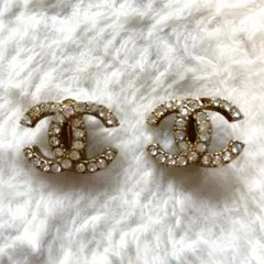 CHANEL ココマーク No.5 ピアス ゴールド - メルカリ
