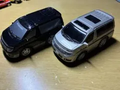ドライブタウン 日産 エルグランド 当時物 プルバック アットカー シルバーと黒のサムネイル