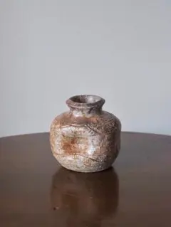 信楽焼　壺　掛け花入　花器　華道具　箱付Q2596 信楽焼 壺 掛け花入 花器 華道具 箱付Q2596 - メルカリ