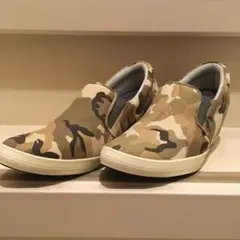 ダリル　　　インヒールスニーカー