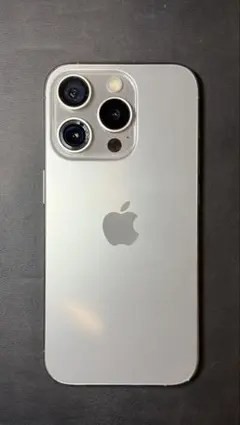 iPhone 15 Pro 128GB ジャンク 水没 電源入らず iPhone 15 Pro 128GB ジャンク 水没 電源入らず - メルカリ