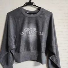 本日セール⭐クラシカルエルフ　ラインストーンプリントクロップドスウェットMサイズ