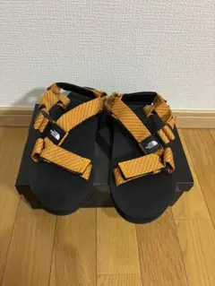 THE NORTH FACE スポーツサンダル ブラック✖️オレンジのサムネイル