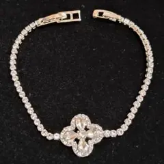 超キラキラ　四つ葉のクローバーフラワーフルジルコンテニスブレスレット16.5cm