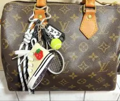 じゃらじゃらキーホルダー バッグチャーム スニーカー テニス パラコード