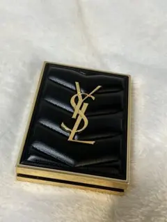 イヴ・サンローラン COUTURE MINI CLUTCH 200