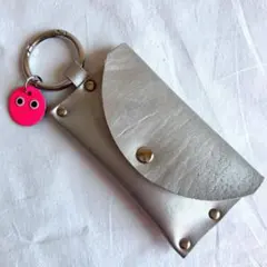 Item thumbnail for item f668a9e8-84bd-46d6-81cc-0c615ff47b96