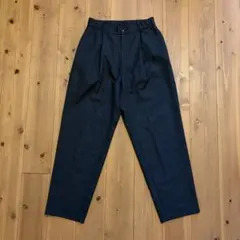 ATON Wool Tropical テーパード イージーパンツ 2 チャコールのサムネイル