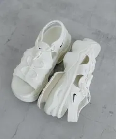 【美品】NIKE エアマックス ココ サンダル ホワイト 25cm