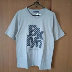 新品 未使用 英字プリント トップス 半袖 Tシャツ メンズ Мサイズ グレー
