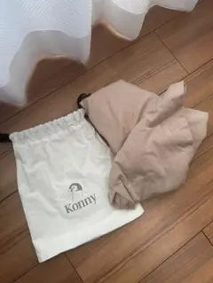 Konny 抱っこ紐 ベージュ 収納袋付き【XS】のサムネイル