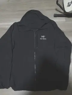 ARC'TERYX アークテリクス スコーミッシュフーディ ブラックLサイズ　黒のサムネイル