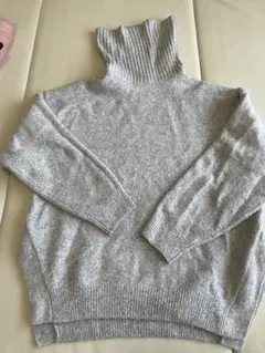 H&Mグレー タートルネック ニットセーター