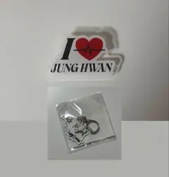 treasure アクリルバッチ　文字アクキー ジョンファン