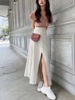 最終値下げ‼️グレイル☆ホワイトデニムフレアスカート スリット入り