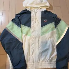 NIKE ナイロンアウター
