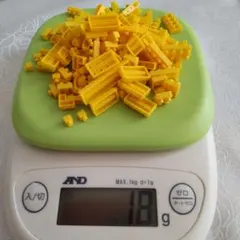 ナノブロック黄色 18g