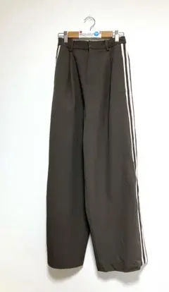 kbf＋　ストレートパンツ