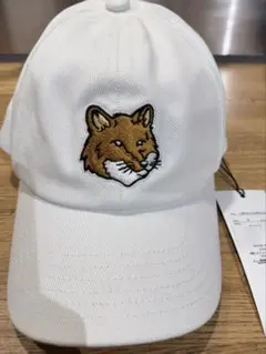 MAISON KITSUNE メゾンキツネ ベースボールキャップのサムネイル