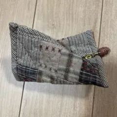 パッチワーク　ハンドメイド　ポーチ