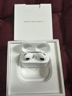 Apple AirPods 本体 ホワイト 充電ケース付き第三世代正規品