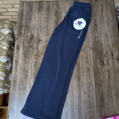 新品未使用タグ付　Champion スウェットパンツ L ネイビー