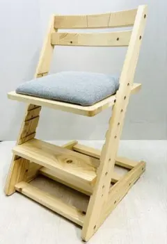 ニュースクーディチェア2 木製 ハイチェア　高さ5段階調整