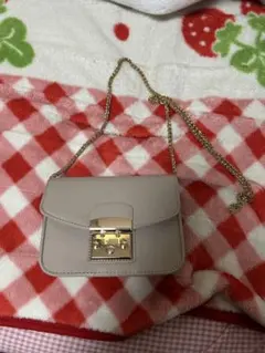 Item thumbnail for item e2244587-0773-4f9a-9244-0c4e1332ad02