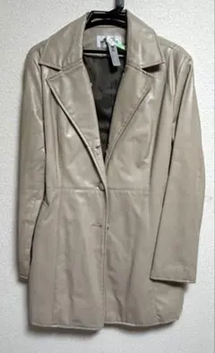 ベージュ 合成皮革 ロングジャケット